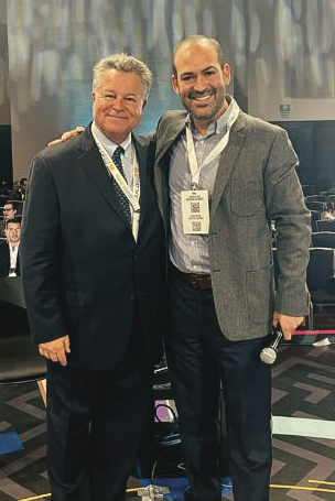 Dr. Warren Hill y Dr. Steve Arshinoff en evento FACOFEST 2024