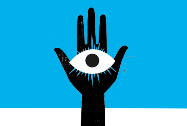 Imagen simbólica de una mano negra con un ojo blanco en el centro, sobre un fondo azul. Representa protección contra el mal de ojo.